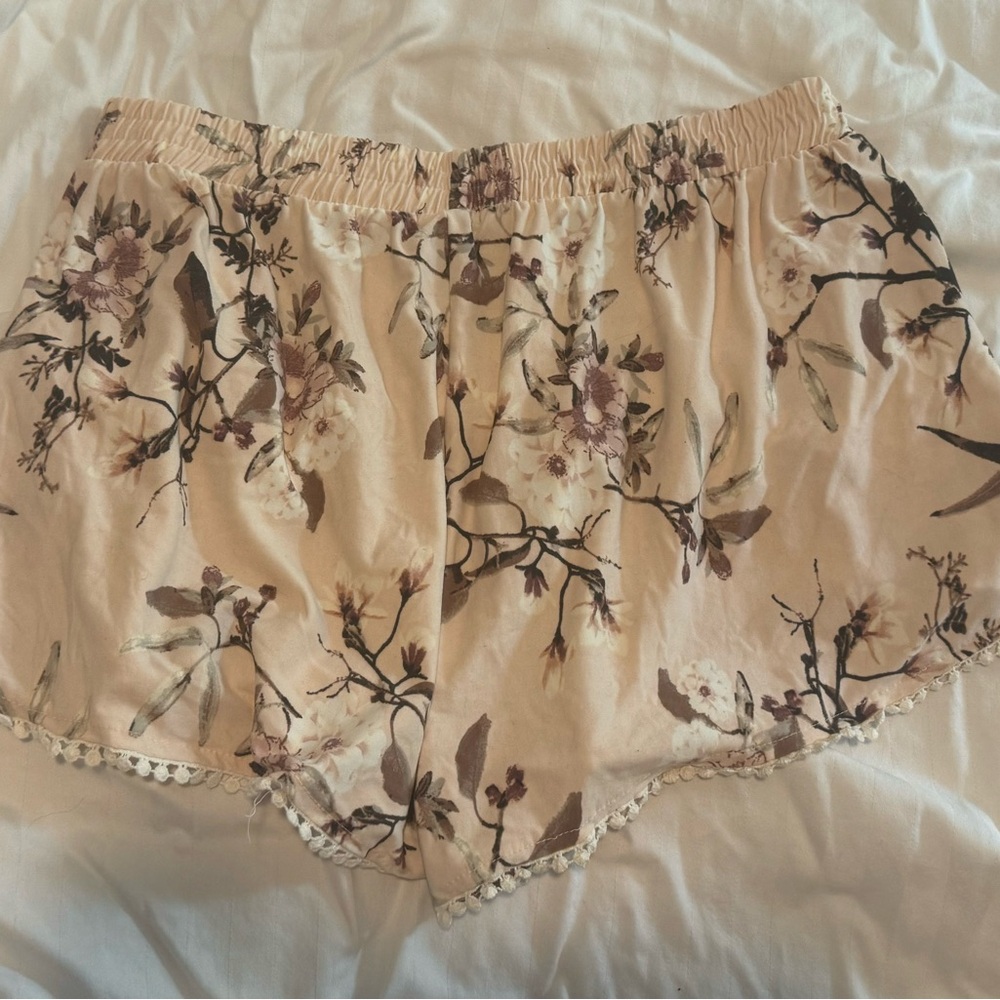 Rue 21 XL shorts